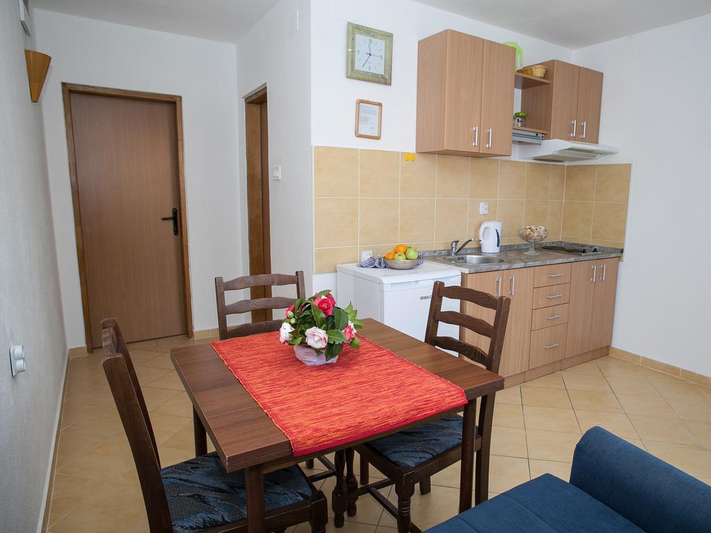 Daria Apartments Kotor Quarto foto